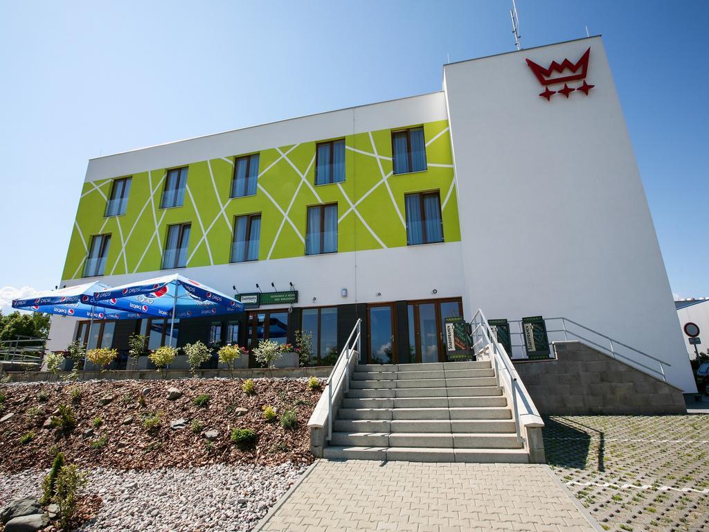 Nad Kralovnou Hotel & Restaurant Прага Стая снимка
